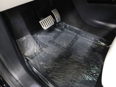 Used 2016 Tesla Model X Performance image 25