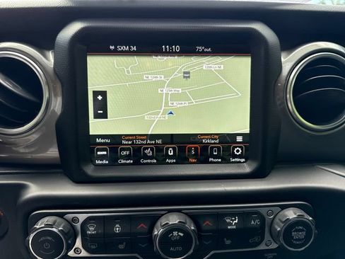 Used 2020 Jeep Wrangler Unlimited Sahara AWD/4WD image 22