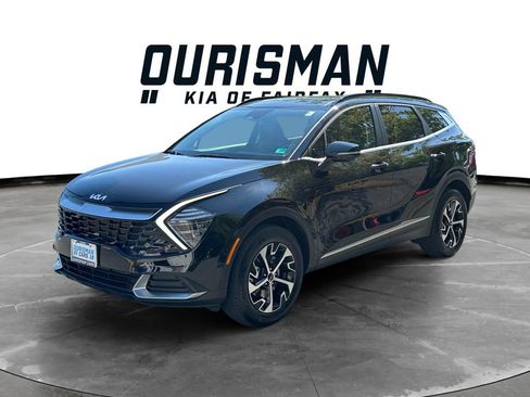 Certified 2025 Kia Sportage EX w/ Premium Package AWD/4WD image 2
