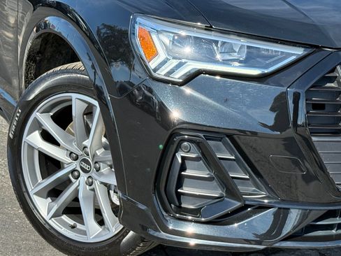 Certified 2023 Audi Q3 2.0T Premium w/ Black Optic Sport Package image 5