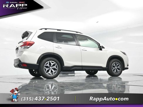 Used 2023 Subaru Forester Premium AWD/4WD image 33