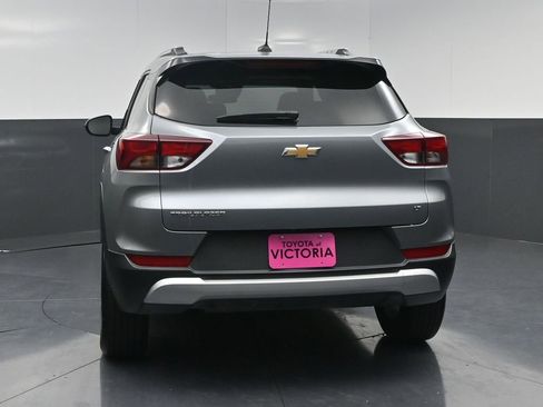 Used 2025 Chevrolet TrailBlazer LT FWD image 15