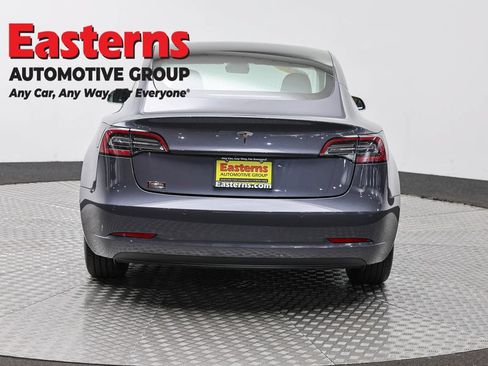 Used 2020 Tesla Model 3 Standard Range Plus RWD image 6