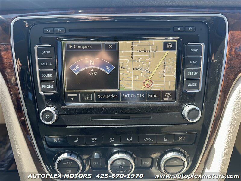 Used 2013 Volkswagen Passat TDI SEL Premium FWD image 23