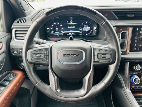 Used 2024 GMC Yukon Denali Ultimate image 24