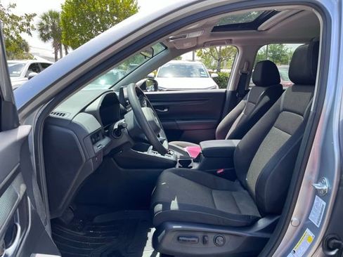 Used 2024 Honda CR-V EX image 6