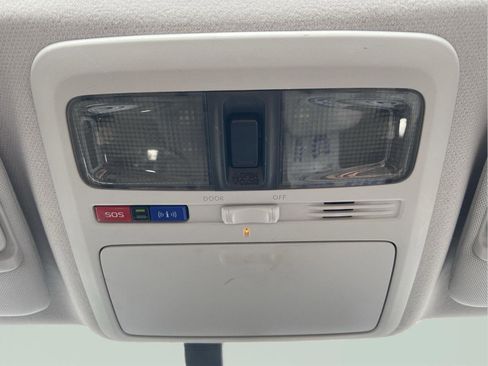 Used 2017 Subaru Forester 2.5i Premium w/ All-Weather Package image 65