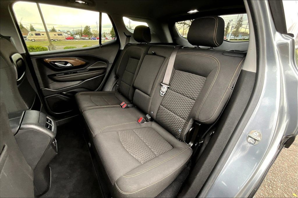 Used 2021 GMC Terrain SLE AWD/4WD image 22