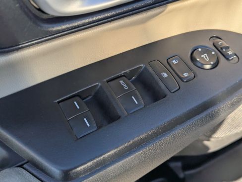 Used 2019 Honda CR-V LX image 22