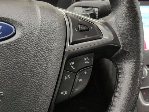 Used 2018 Ford Fusion SE w/ Equipment Group 201A image 25