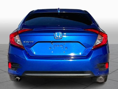 Used 2018 Honda Civic EX-T image 5