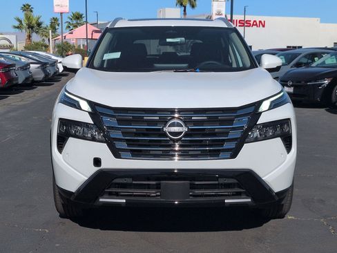 New 2026 Nissan Rogue Platinum image 7