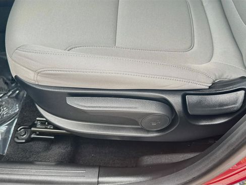 Used 2026 Hyundai Tucson SE FWD image 15