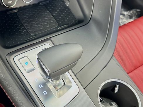 Certified 2025 Genesis G70 3.3T Advanced image 17