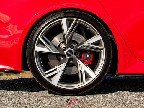 Used 2021 Audi RS 6 4.0 TFSI quattro image 13