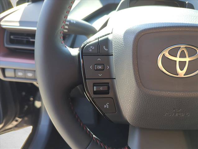 New 2026 Toyota Prius Plug-In Hybrid FWD image 17