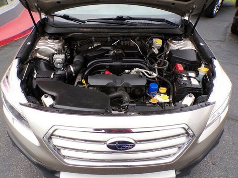 Used 2015 Subaru Outback 2.5i Limited image 24