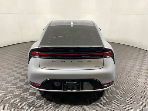 Used 2023 Toyota Prius XLE image 12