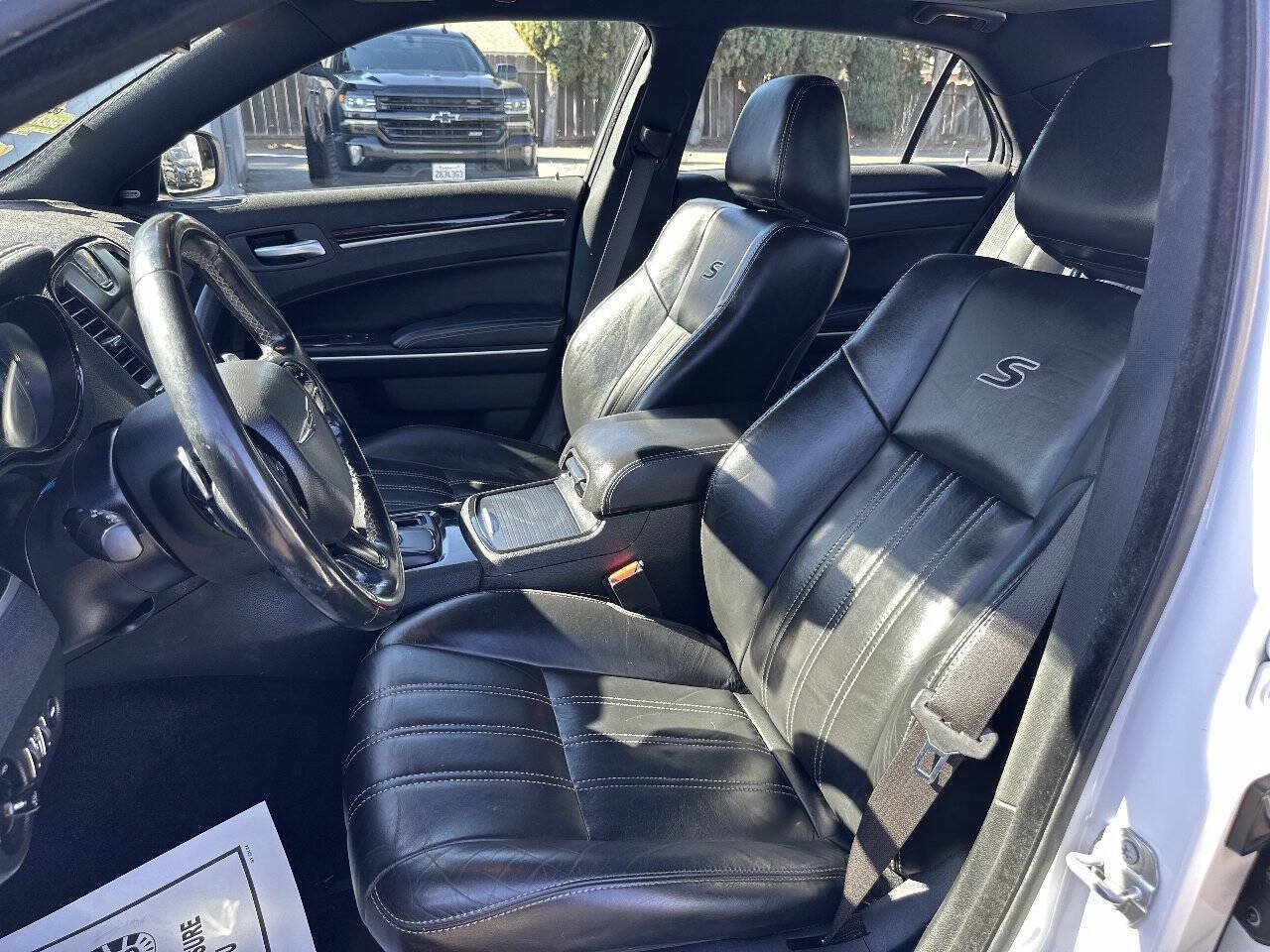 Used 2020 Chrysler 300 S w/ S Model Appearance Package RWD image 16