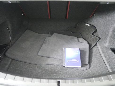 Certified 2025 BMW 330i Sedan image 17