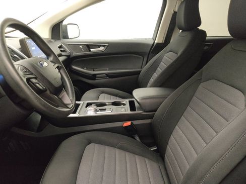 Used 2021 Ford Edge SE w/ Cargo Accessory Package FWD image 17