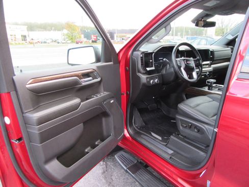 Used 2023 GMC Sierra 1500 Elevation w/ Elevation Premium Package image 23