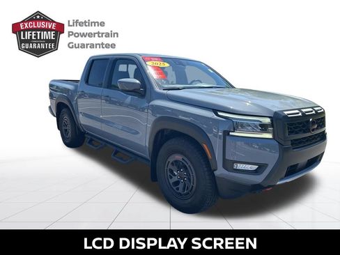 Certified 2025 Nissan Frontier Pro-X RWD image 8