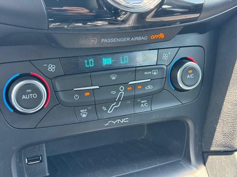 Used 2016 Ford Focus RS AWD/4WD image 19