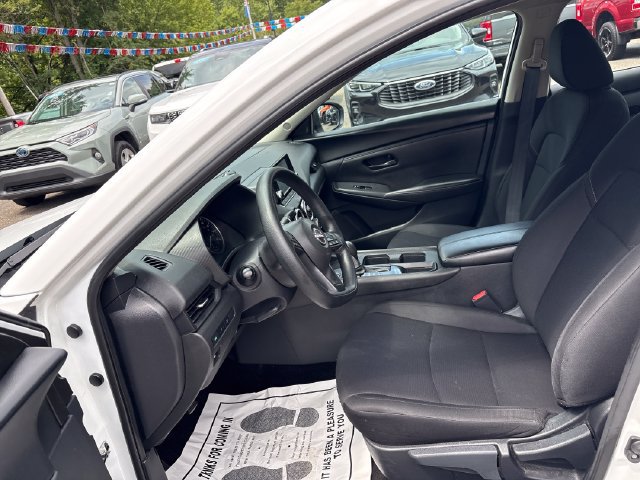 Used 2024 Nissan Sentra S FWD image 8