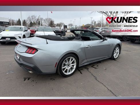 Used 2025 Ford Mustang GT Premium image 5