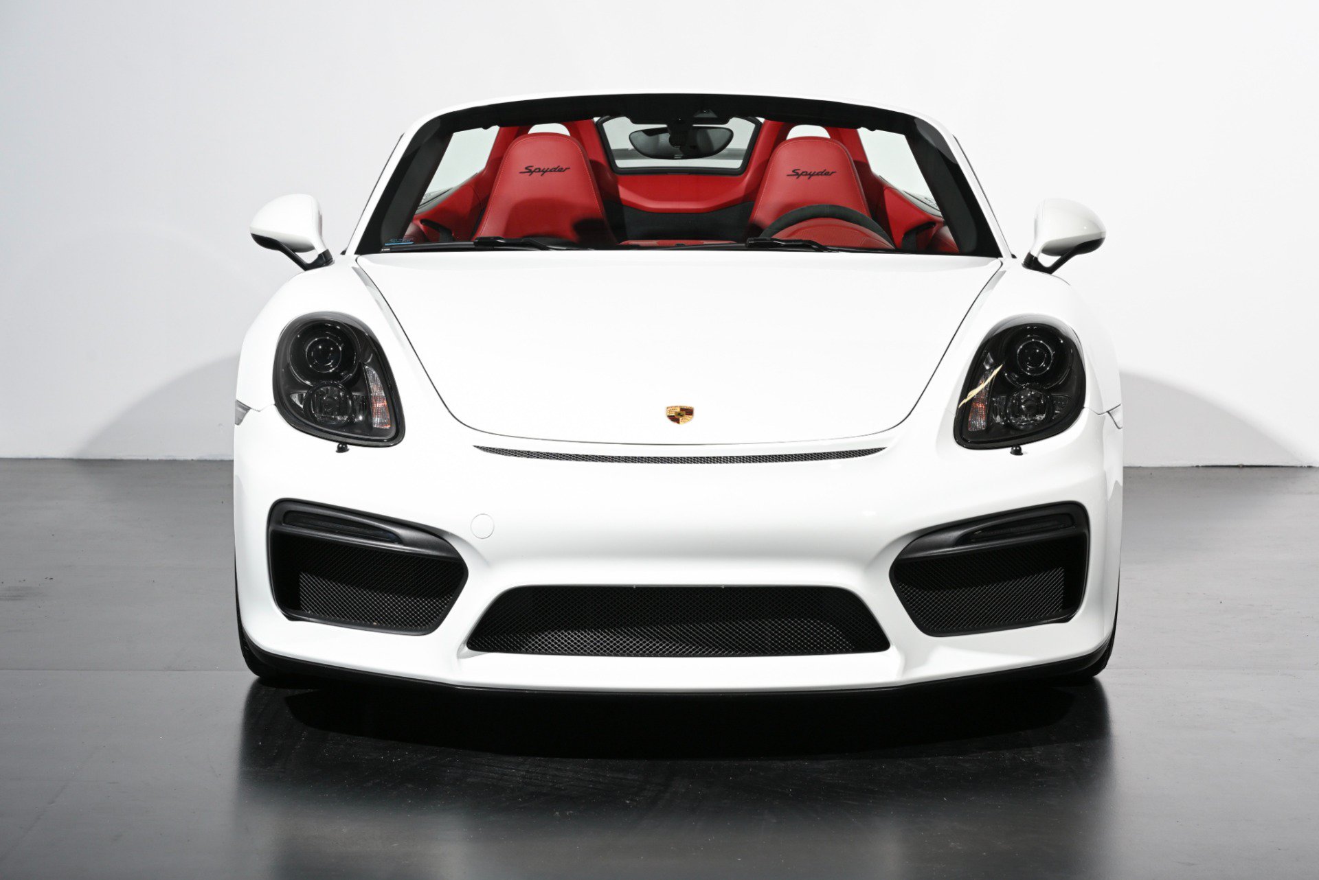 Used 2016 Porsche Boxster Spyder RWD image 11