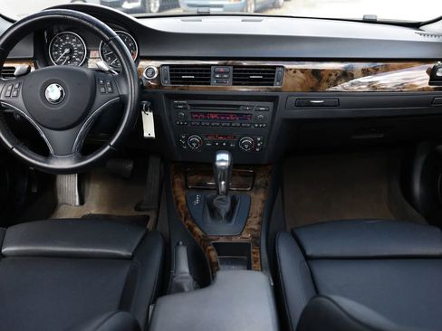 Used 2008 BMW 328i Coupe image 2