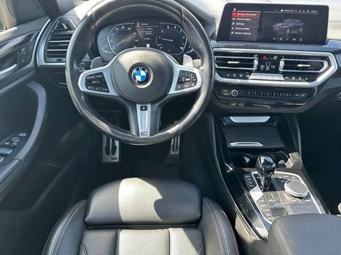 Used 2022 BMW X4 xDrive30i AWD/4WD image 16