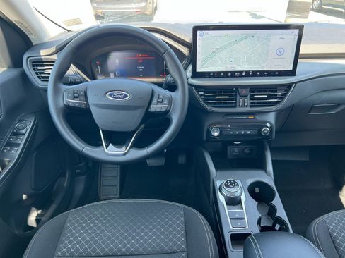 Used 2023 Ford Escape Active w/ Tech Pack #1 FWD image 23