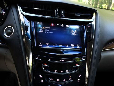 Used 2014 Cadillac CTS Luxury image 7