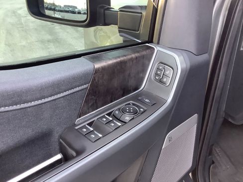 Used 2023 Ford F250 Lariat w/ Lariat Ultimate Package image 12