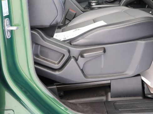 Used 2024 Ford Bronco Everglades image 34