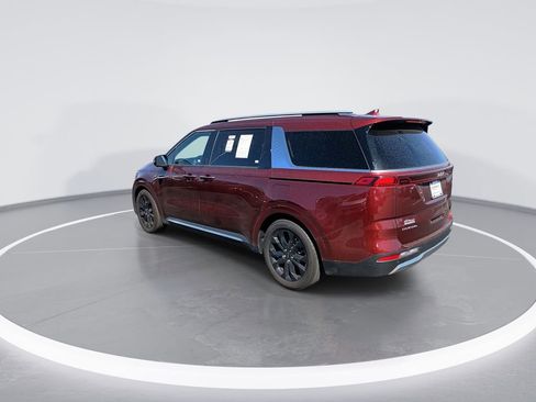 Used 2024 Kia Carnival SX Prestige image 6