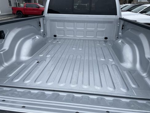 Used 2026 RAM 2500 Laramie AWD/4WD image 23
