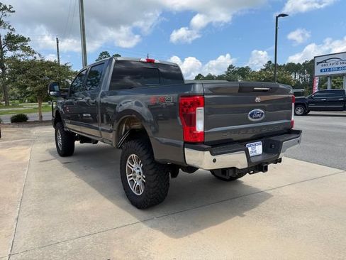 Used 2019 Ford F250 Lariat w/ Lariat Ultimate Package AWD/4WD image 7