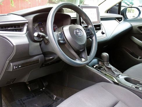 Used 2023 Toyota Corolla LE FWD image 17