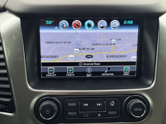 Used 2017 Chevrolet Tahoe LT w/ LT Signature Package AWD/4WD image 3