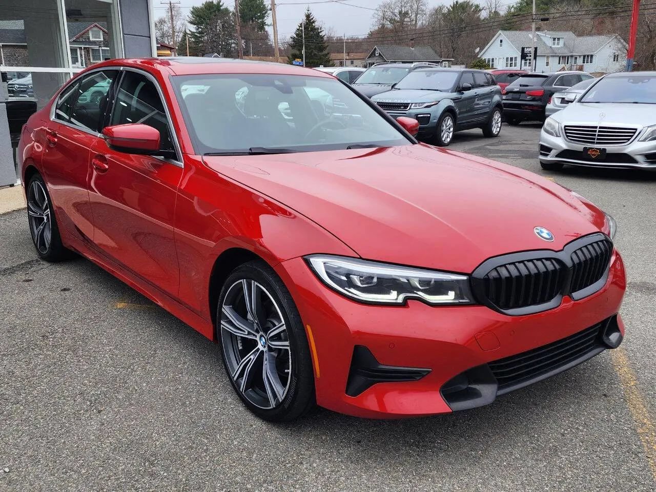 Used 2021 BMW 330i xDrive Sedan w/ Convenience Package AWD/4WD image 3