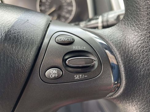 Used 2021 Nissan Murano S image 8