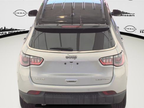 Used 2025 Jeep Compass Limited AWD/4WD image 18