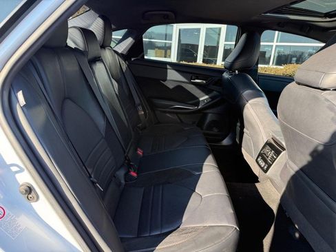 Used 2019 Toyota Avalon Touring w/ All Weather Liner Package image 12