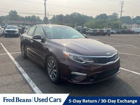 Used 2019 Kia Optima LX w/ LX 17" Wheel Package FWD image 1
