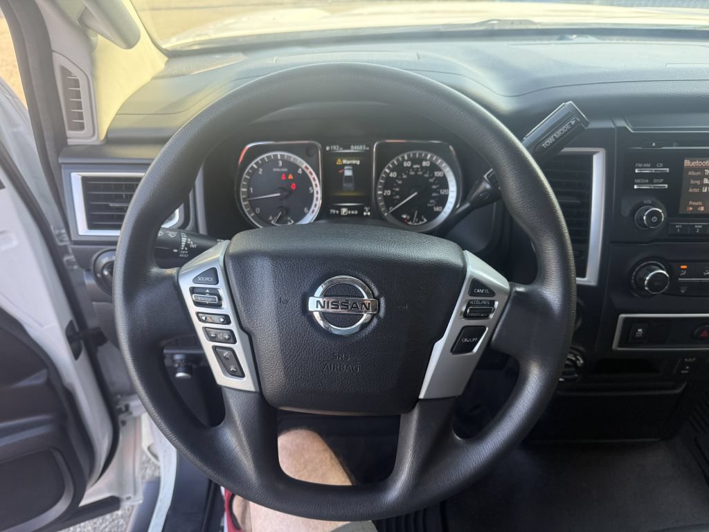 Used 2017 Nissan Titan S AWD/4WD image 9
