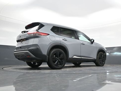 Used 2021 Nissan Rogue SL w/ Premium Package image 24