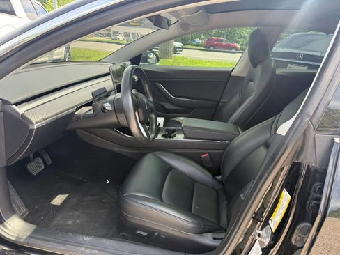 Used 2019 Tesla Model 3 Long Range RWD image 7